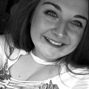 Meet your Posher, Karisa